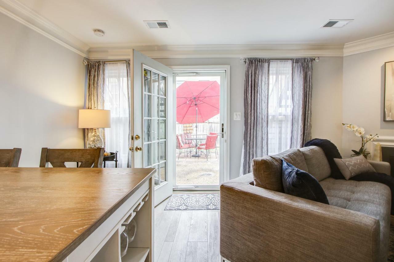Chic -- Your Walkable, Capitol Hill Away From Home! Lejlighed Washington
